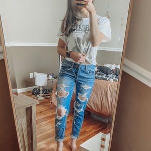 AE Distressed Tomgirl Jeans